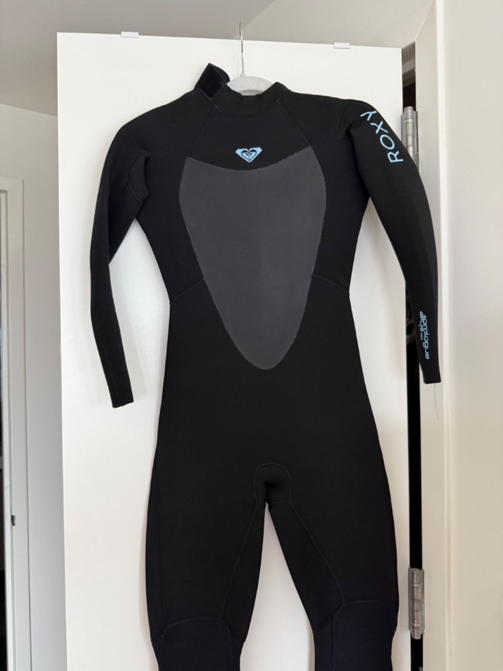 Roxy Women’s prologue surf wetsuit - Picture 2 of 3